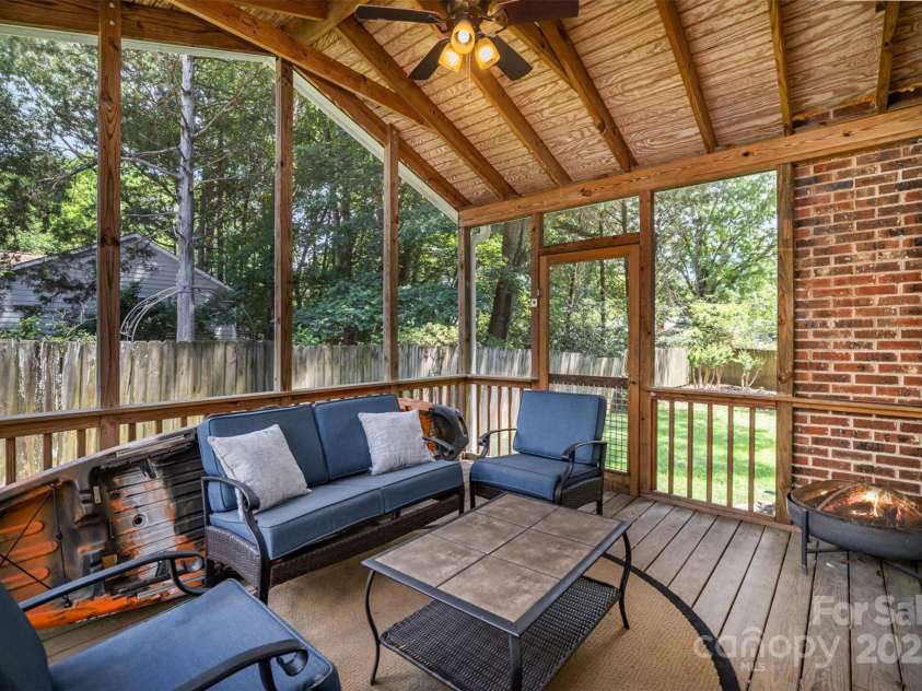 1014 Covewood Court, Charlotte, NC 28270.  MLS# CAR4259103, YatesRealty ID 13748. 