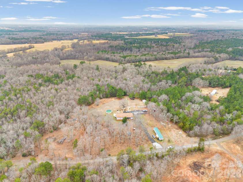 166 Fleece Lane, Mooresboro, NC 28114.  MLS# CAR4354679, YatesRealty ID 13748. 