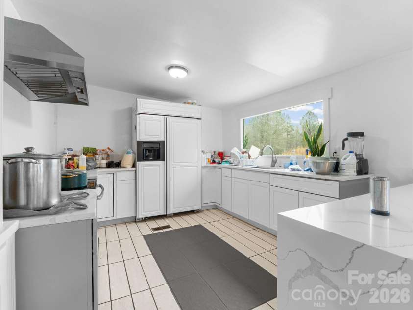 166 Fleece Lane, Mooresboro, NC 28114.  MLS# CAR4354679, YatesRealty ID 13748. 