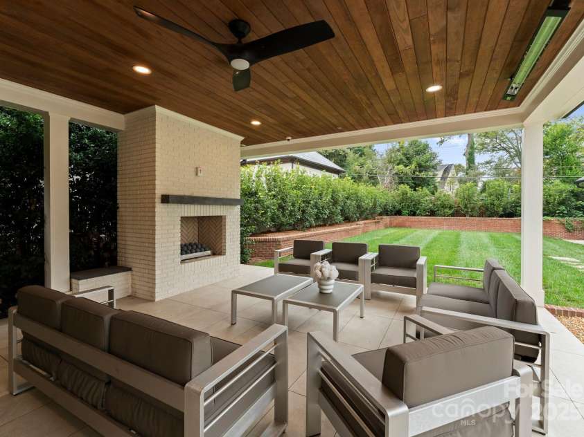 1446 Queens Road, Charlotte, NC 28207.  MLS# CAR4186575, YatesRealty ID 1375. Covered back porch