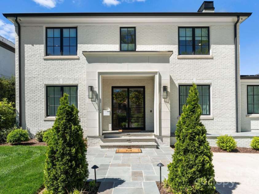 1446 Queens Road, Charlotte, NC 28207.  MLS# CAR4186575, YatesRealty ID 1375. Front exterior
