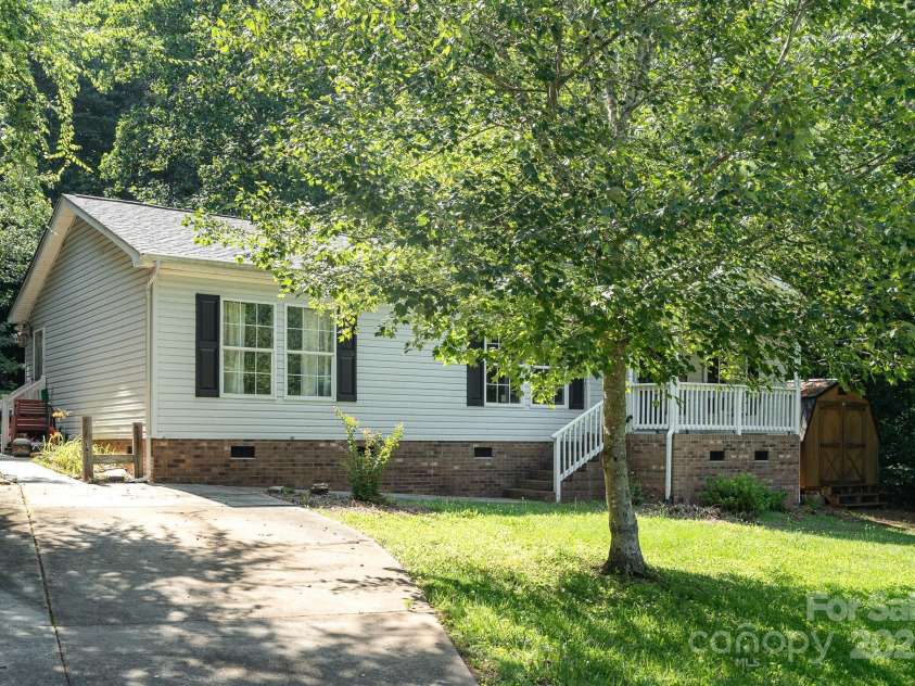 394 Link Drive, Iron Station, NC 28080.  MLS# CAR4274866, YatesRealty ID 13750. 