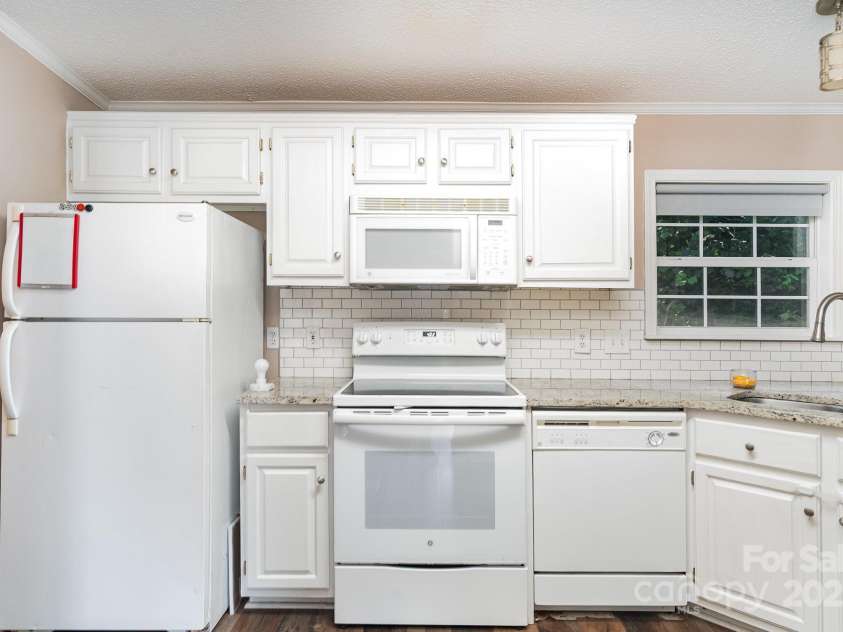 394 Link Drive, Iron Station, NC 28080.  MLS# CAR4274866, YatesRealty ID 13750. 