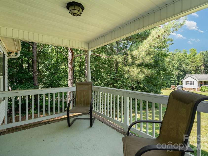 394 Link Drive, Iron Station, NC 28080.  MLS# CAR4274866, YatesRealty ID 13750. 
