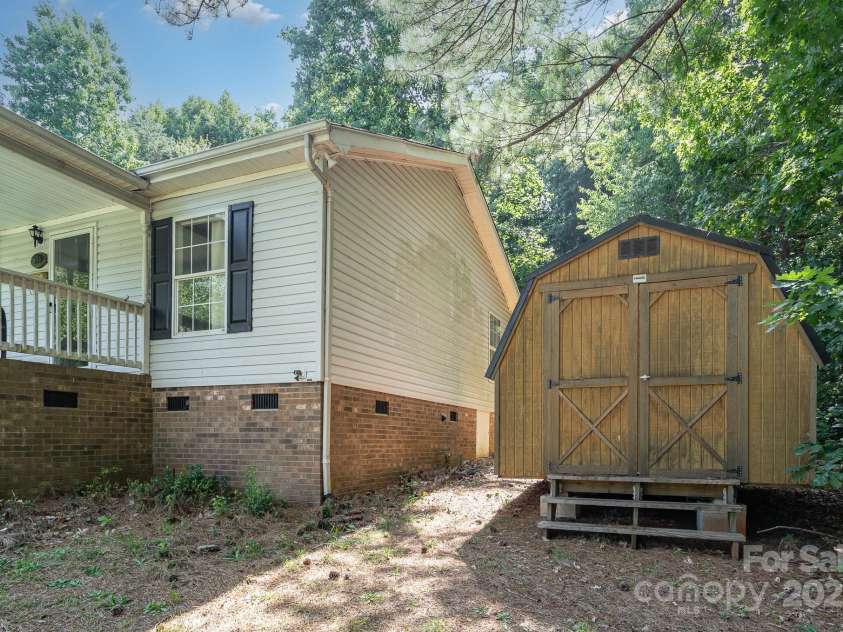 394 Link Drive, Iron Station, NC 28080.  MLS# CAR4274866, YatesRealty ID 13750. 