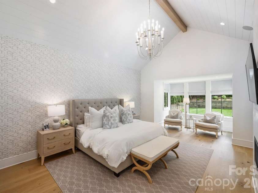 1931 Shoreham Drive, Charlotte, NC 28211.  MLS# CAR4369761, YatesRealty ID 13751. Primary Bedroom 