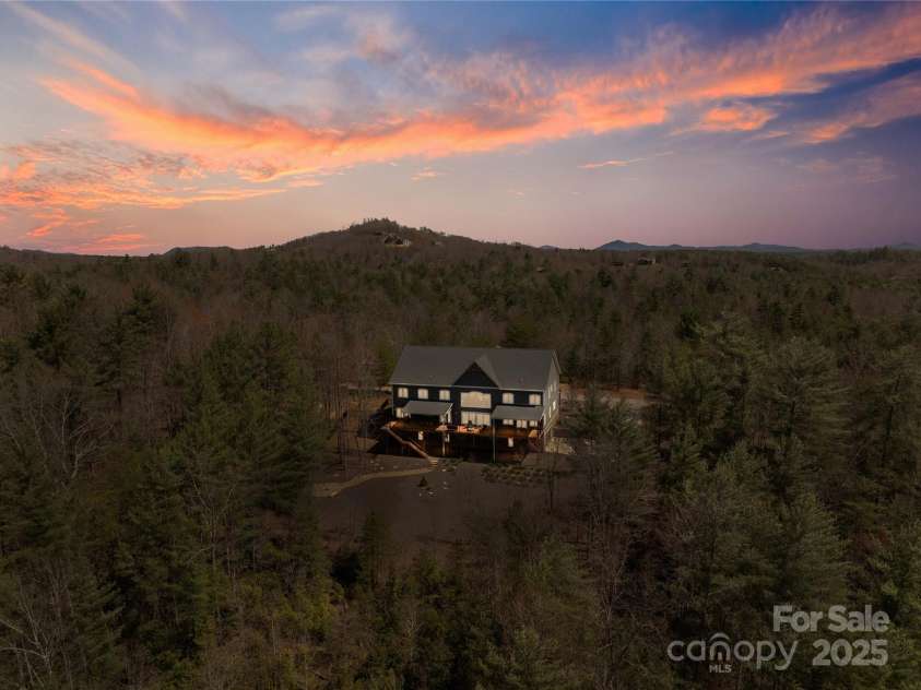 1555 Royal Lane, Lenoir, NC 28645.  MLS# CAR4243068, YatesRealty ID 13752. Sunsets & Views