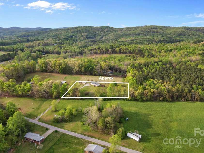 1821 Hopewell Church Road, Hiddenite, NC 28636.  MLS# CAR4247155, YatesRealty ID 13754. 