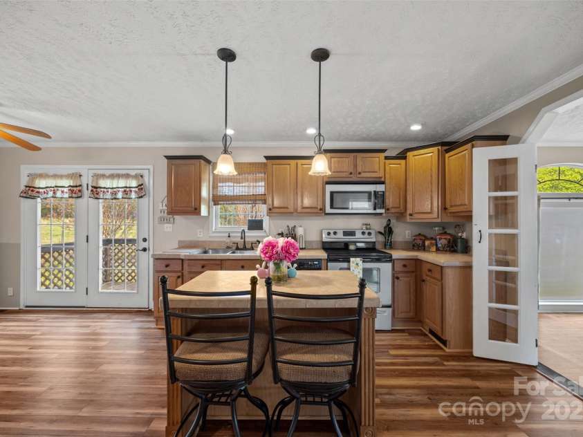 1821 Hopewell Church Road, Hiddenite, NC 28636.  MLS# CAR4247155, YatesRealty ID 13754. 