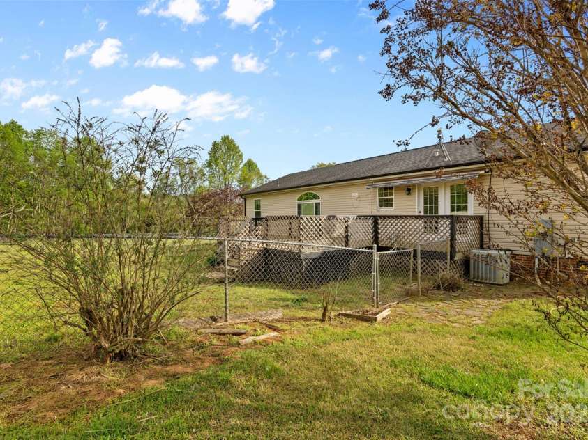 1821 Hopewell Church Road, Hiddenite, NC 28636.  MLS# CAR4247155, YatesRealty ID 13754. 