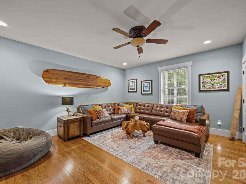 18 Oak Springs Drive, Arden, NC 28704.  MLS# CAR4416470, YatesRealty ID 13755. 