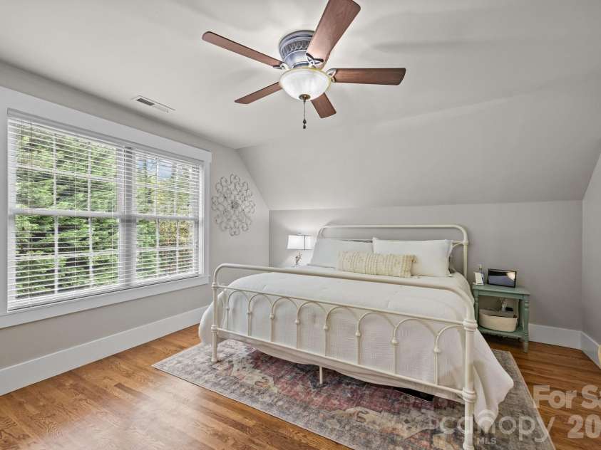 18 Oak Springs Drive, Arden, NC 28704.  MLS# CAR4416470, YatesRealty ID 13755. 