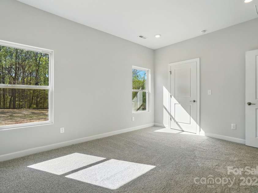 844 Westminster Drive, Statesville, NC 28677.  MLS# CAR4233794, YatesRealty ID 13755. 
