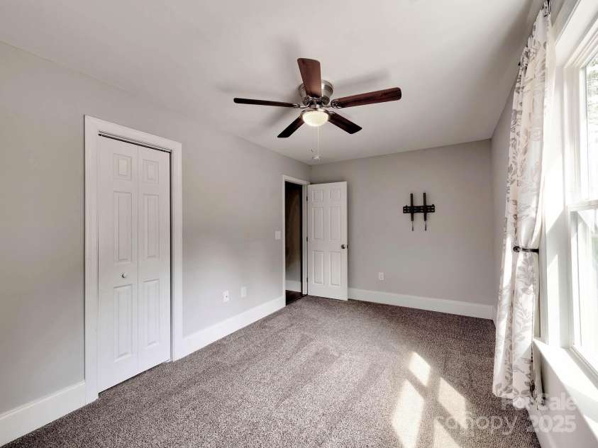 1904 Lark Lane, Stanley, NC 28164.  MLS# CAR4254410, YatesRealty ID 13757. 