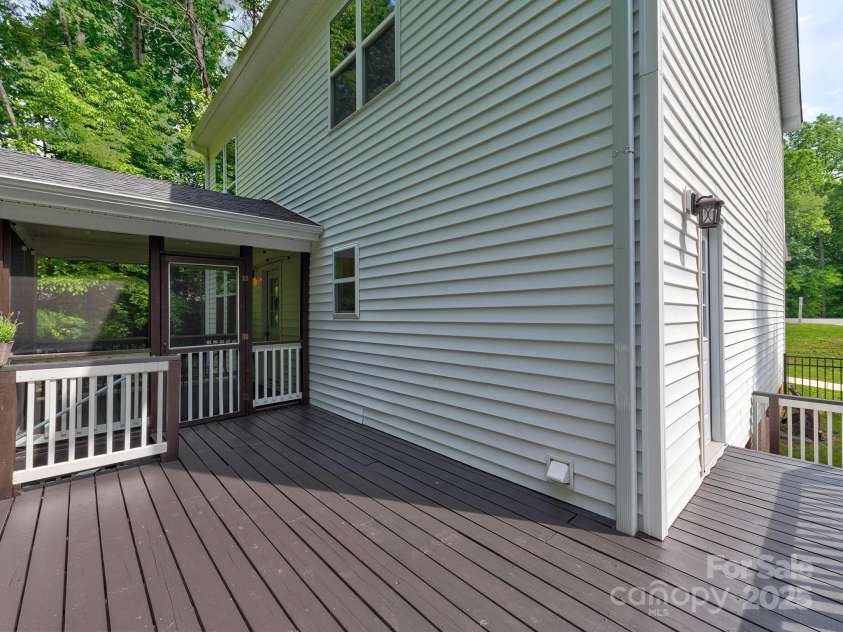 1904 Lark Lane, Stanley, NC 28164.  MLS# CAR4254410, YatesRealty ID 13757. 