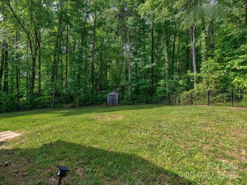 1904 Lark Lane, Stanley, NC 28164.  MLS# CAR4254410, YatesRealty ID 13757. 