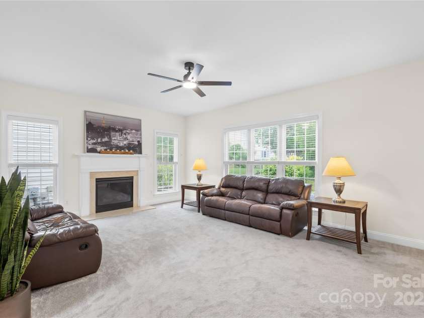 14500 Harvington Drive, Huntersville, NC 28078.  MLS# CAR4218123, YatesRealty ID 13758. 