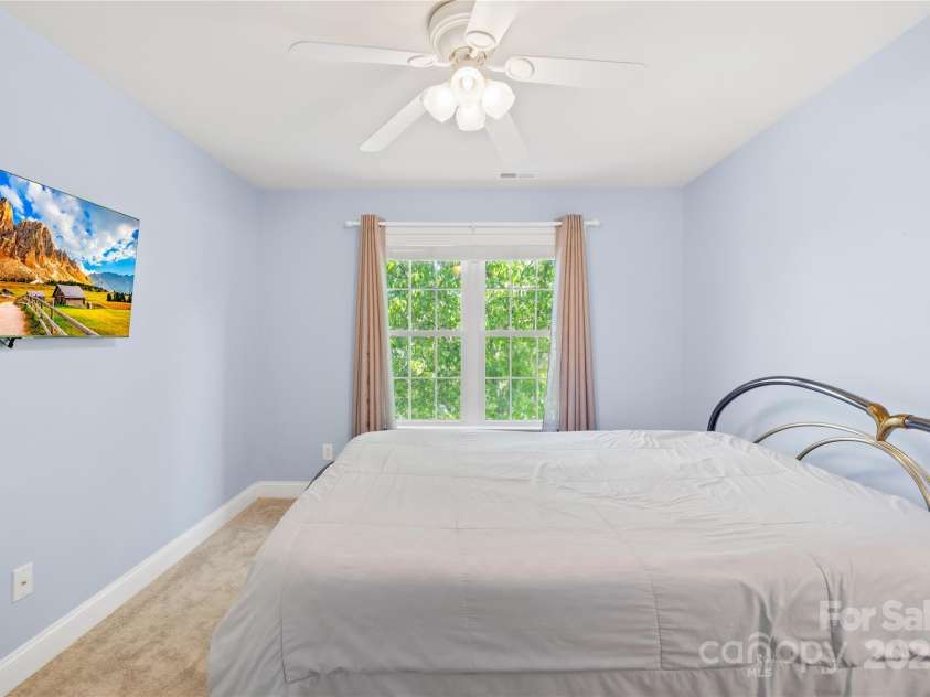 14500 Harvington Drive, Huntersville, NC 28078.  MLS# CAR4218123, YatesRealty ID 13758. 