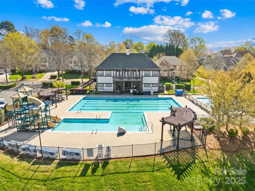 14500 Harvington Drive, Huntersville, NC 28078.  MLS# CAR4218123, YatesRealty ID 13758. 