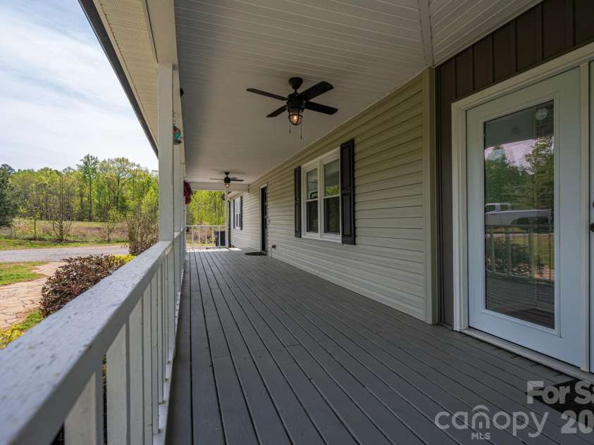 4703 Nc 16 Business Highway, Denver, NC 28037.  MLS# CAR4365461, YatesRealty ID 13759. 