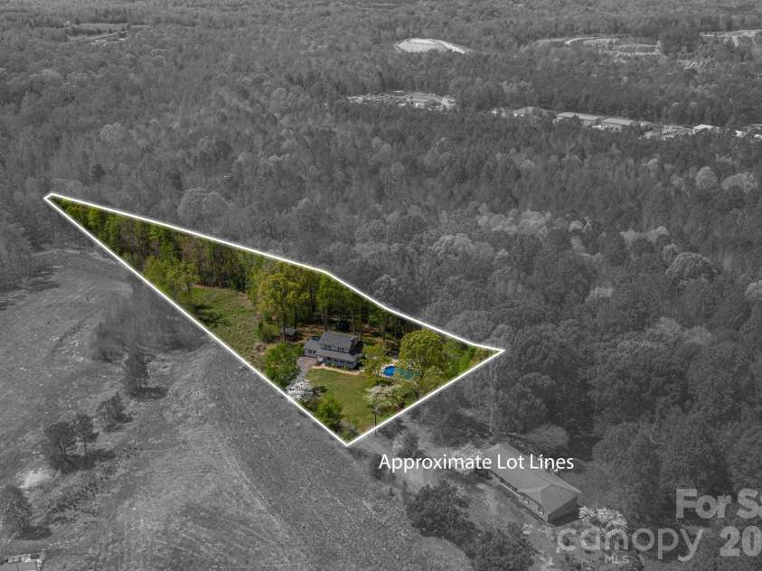 4703 Nc 16 Business Highway, Denver, NC 28037.  MLS# CAR4365461, YatesRealty ID 13759. 