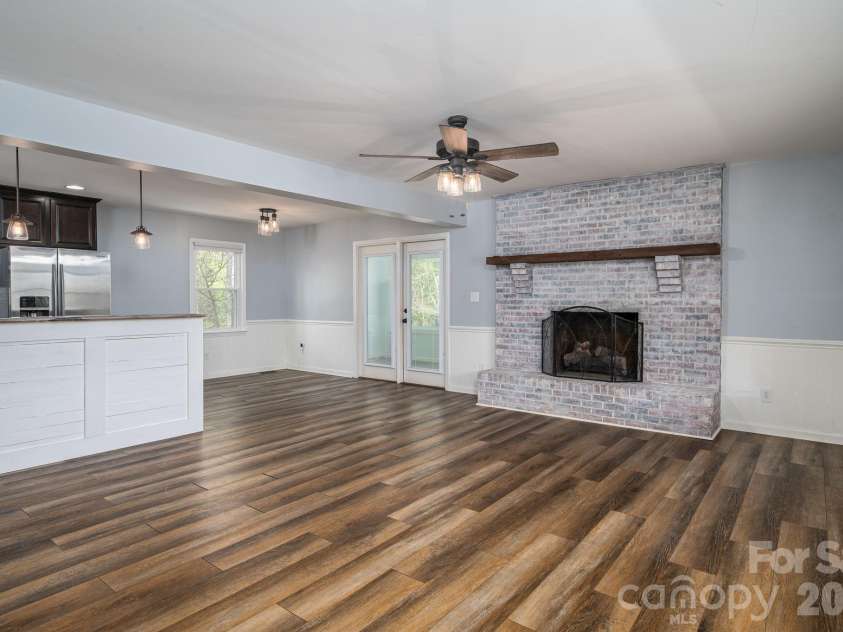 4703 Nc 16 Business Highway, Denver, NC 28037.  MLS# CAR4365461, YatesRealty ID 13759. 