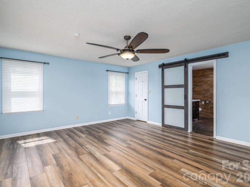 4703 Nc 16 Business Highway, Denver, NC 28037.  MLS# CAR4365461, YatesRealty ID 13759. 