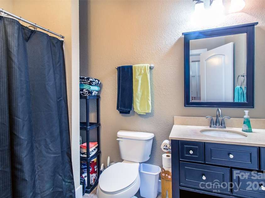 5 Valley Drive, Weaverville, NC 28787.  MLS# CAR4227304, YatesRealty ID 1376. Downstiars Full Bath