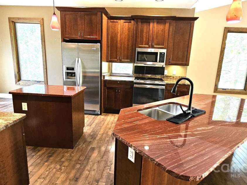 5 Valley Drive, Weaverville, NC 28787.  MLS# CAR4227304, YatesRealty ID 1376. Kitchen