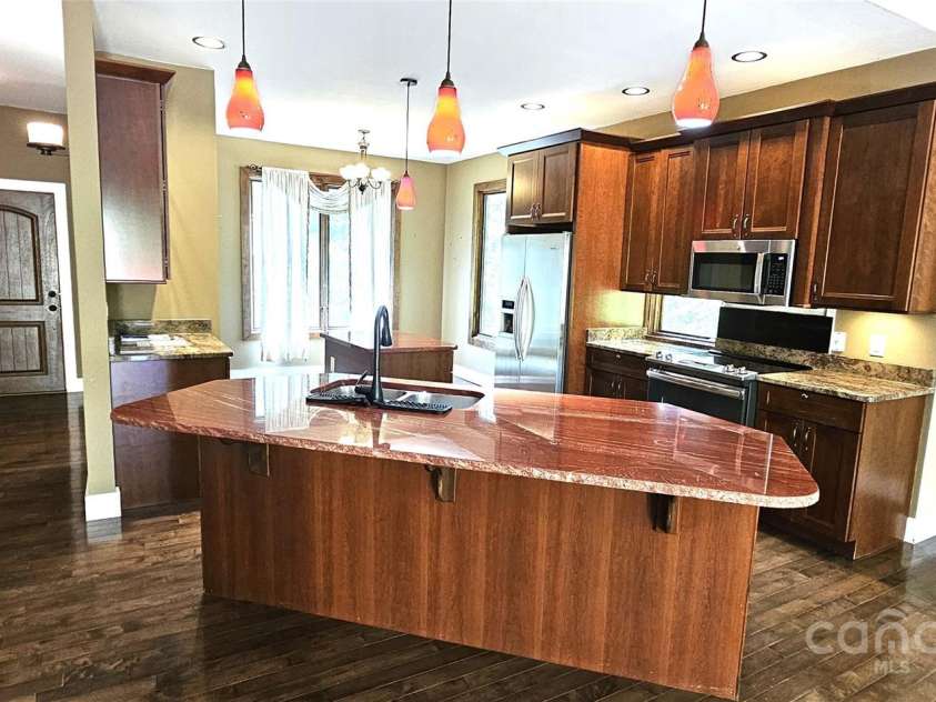 5 Valley Drive, Weaverville, NC 28787.  MLS# CAR4227304, YatesRealty ID 1376. Kitchen