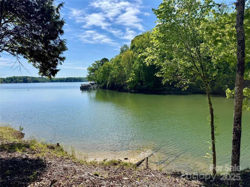 4095 Kingfisher Drive, York, SC 29745.  MLS# CAR4254591, YatesRealty ID 13760. 357 ft of water frontage and expansive views!