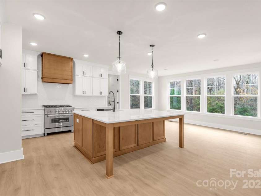 4095 Kingfisher Drive, York, SC 29745.  MLS# CAR4254591, YatesRealty ID 13760. Representative photo of proposed kitchen