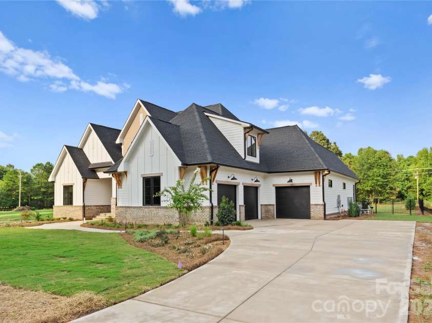 4095 Kingfisher Drive, York, SC 29745.  MLS# CAR4337937, YatesRealty ID 13760. Representative photo