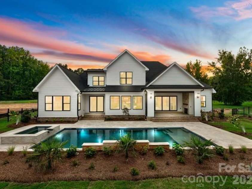 4095 Kingfisher Drive, York, SC 29745.  MLS# CAR4337937, YatesRealty ID 13760. Representative photo. Pool not included.