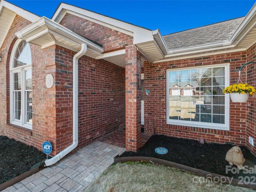 1911 Connemara Court, Gastonia, NC 28054.  MLS# CAR4228614, YatesRealty ID 13763. 