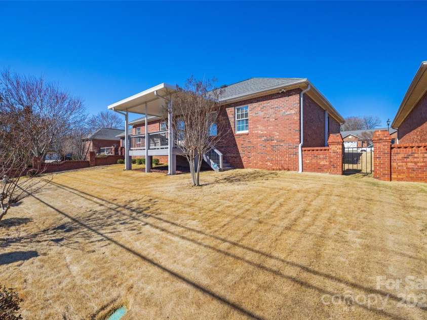 1911 Connemara Court, Gastonia, NC 28054.  MLS# CAR4228614, YatesRealty ID 13763. 