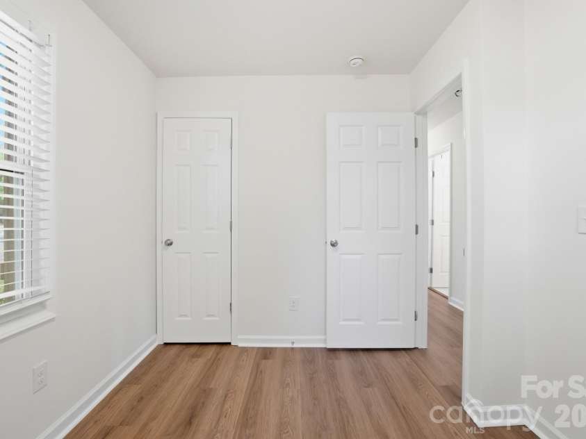 6608 Rosecran Drive, Charlotte, NC 28215.  MLS# CAR4366999, YatesRealty ID 13764. 