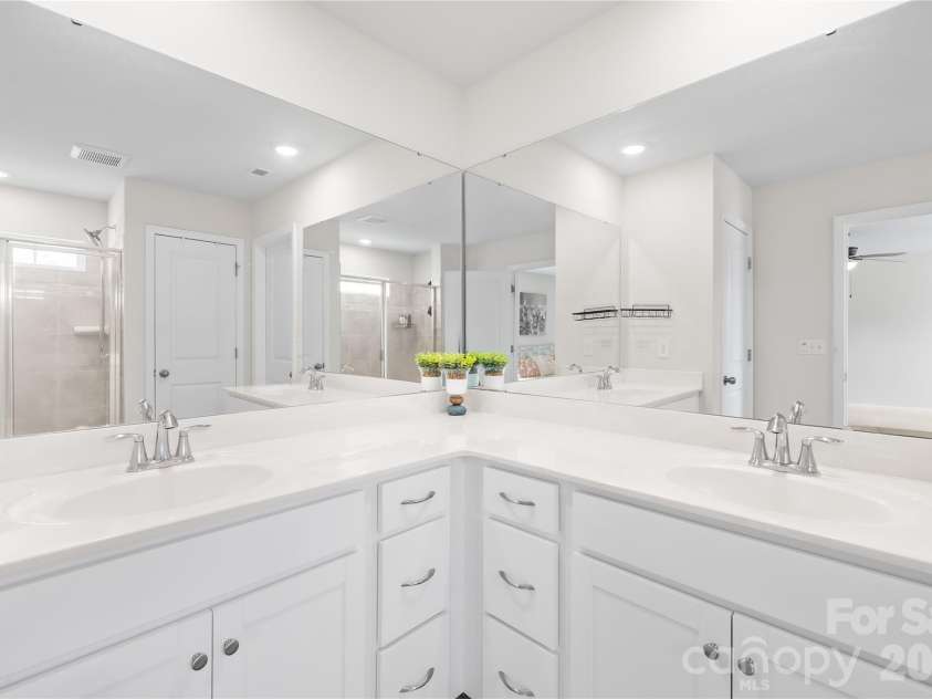 1741 Wildwood Terrace Trail, Fort Mill, SC 29708.  MLS# CAR4328232, YatesRealty ID 13767. 