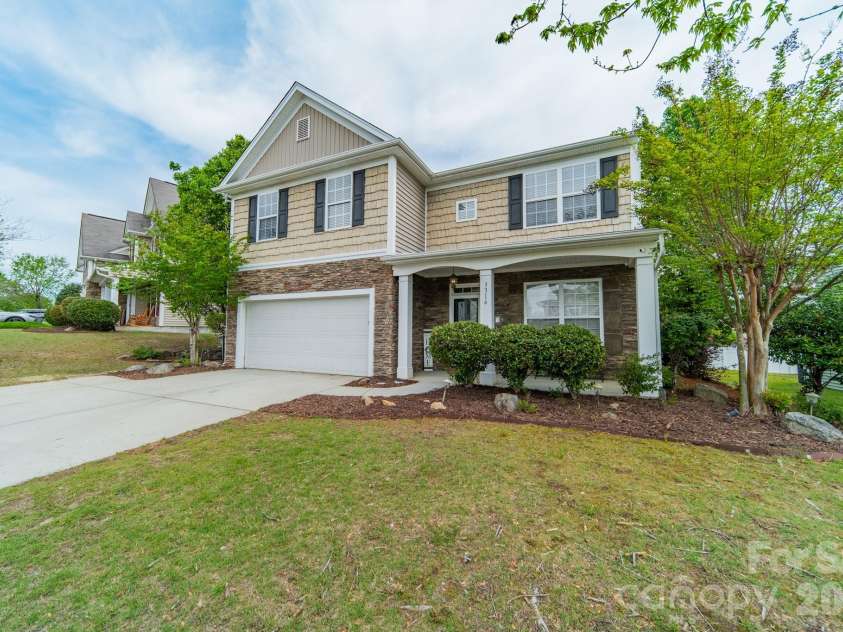 3316 Brackhill Street, Davidson, NC 28036.  MLS# CAR4367756, YatesRealty ID 13768. 