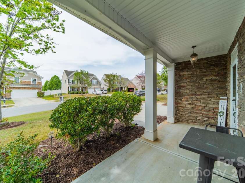 3316 Brackhill Street, Davidson, NC 28036.  MLS# CAR4367756, YatesRealty ID 13768. 
