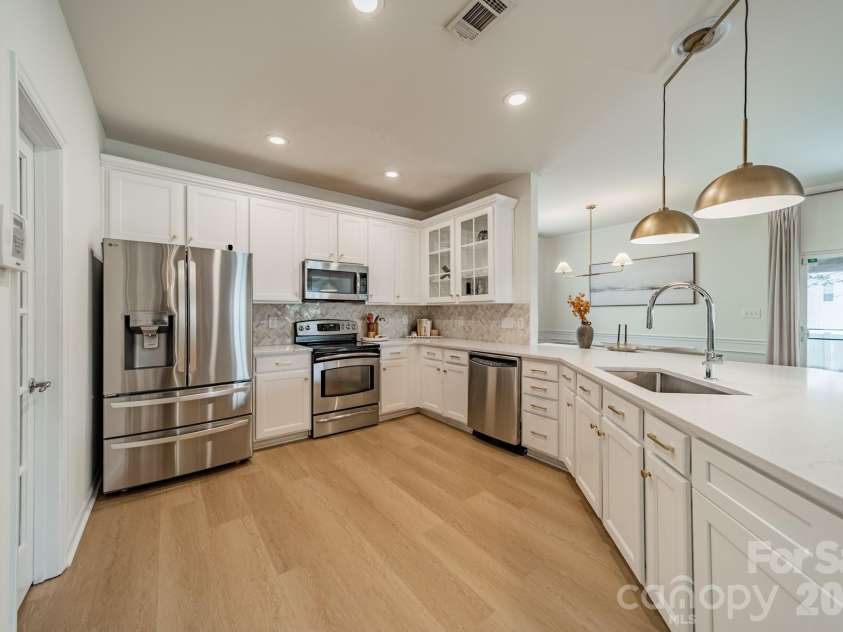 3316 Brackhill Street, Davidson, NC 28036.  MLS# CAR4367756, YatesRealty ID 13768. 