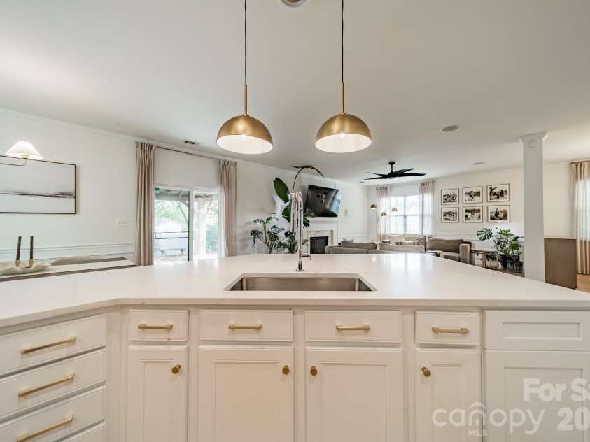 3316 Brackhill Street, Davidson, NC 28036.  MLS# CAR4367756, YatesRealty ID 13768. 