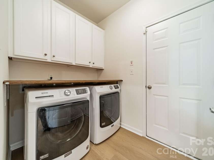 3316 Brackhill Street, Davidson, NC 28036.  MLS# CAR4367756, YatesRealty ID 13768. Laundry Room-Main Level