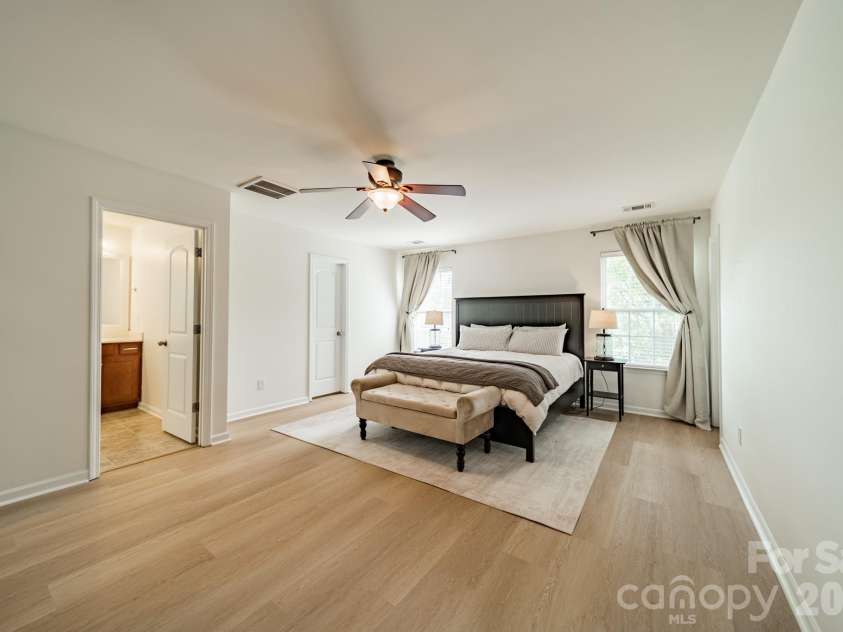 3316 Brackhill Street, Davidson, NC 28036.  MLS# CAR4367756, YatesRealty ID 13768. Primary Bedroom