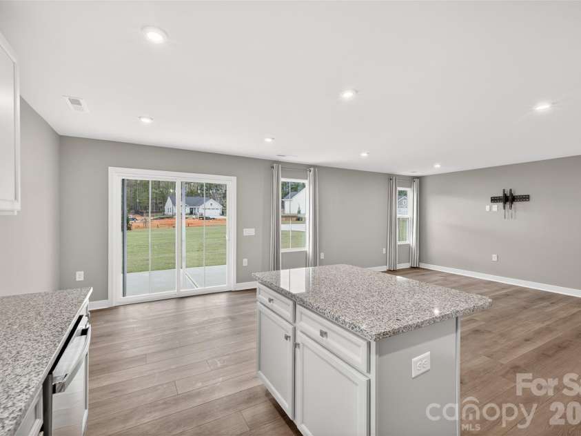 609 Nesbe Street, Lancaster, SC 29720.  MLS# CAR4398050, YatesRealty ID 13769. 