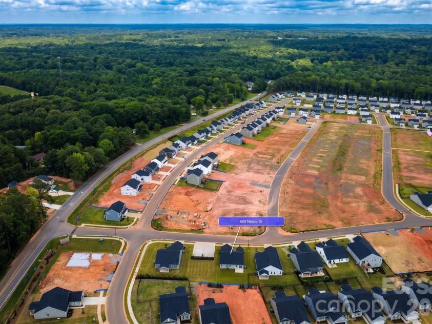 609 Nesbe Street, Lancaster, SC 29720.  MLS# CAR4398050, YatesRealty ID 13769. 