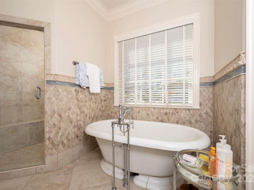 287 James Way, Advance, NC 27006.  MLS# CAR4195945, YatesRealty ID 1377. 