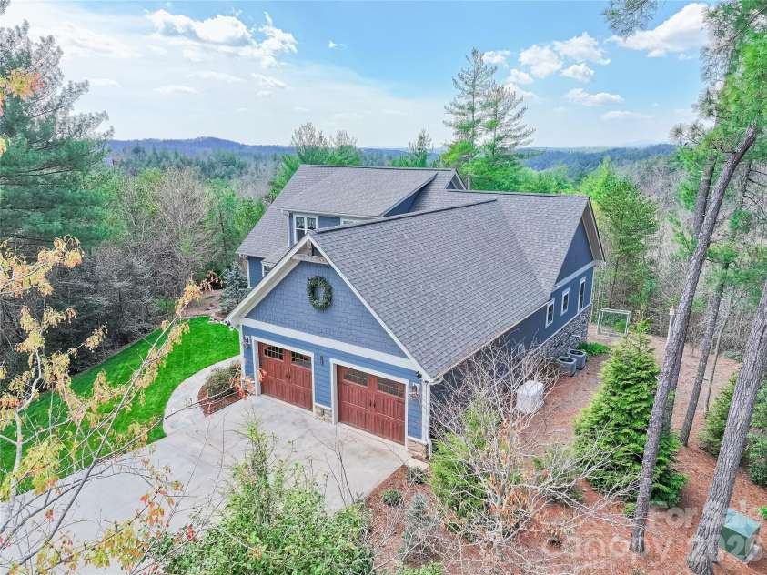 1103 River Ridge Way, Lenoir, NC 28645.  MLS# CAR4364618, YatesRealty ID 13770. 