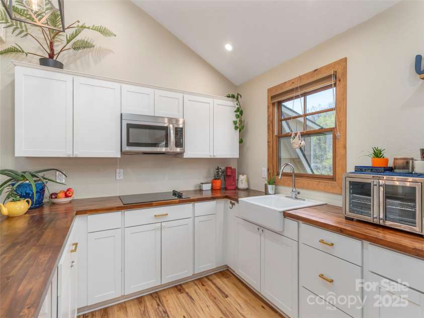 354 River Club Drive, Cullowhee, NC 28723.  MLS# CAR4248802, YatesRealty ID 13771. 