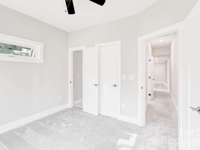 115 Northbend Drive, Asheville, NC 28804.  MLS# CAR4353733, YatesRealty ID 13772. 
